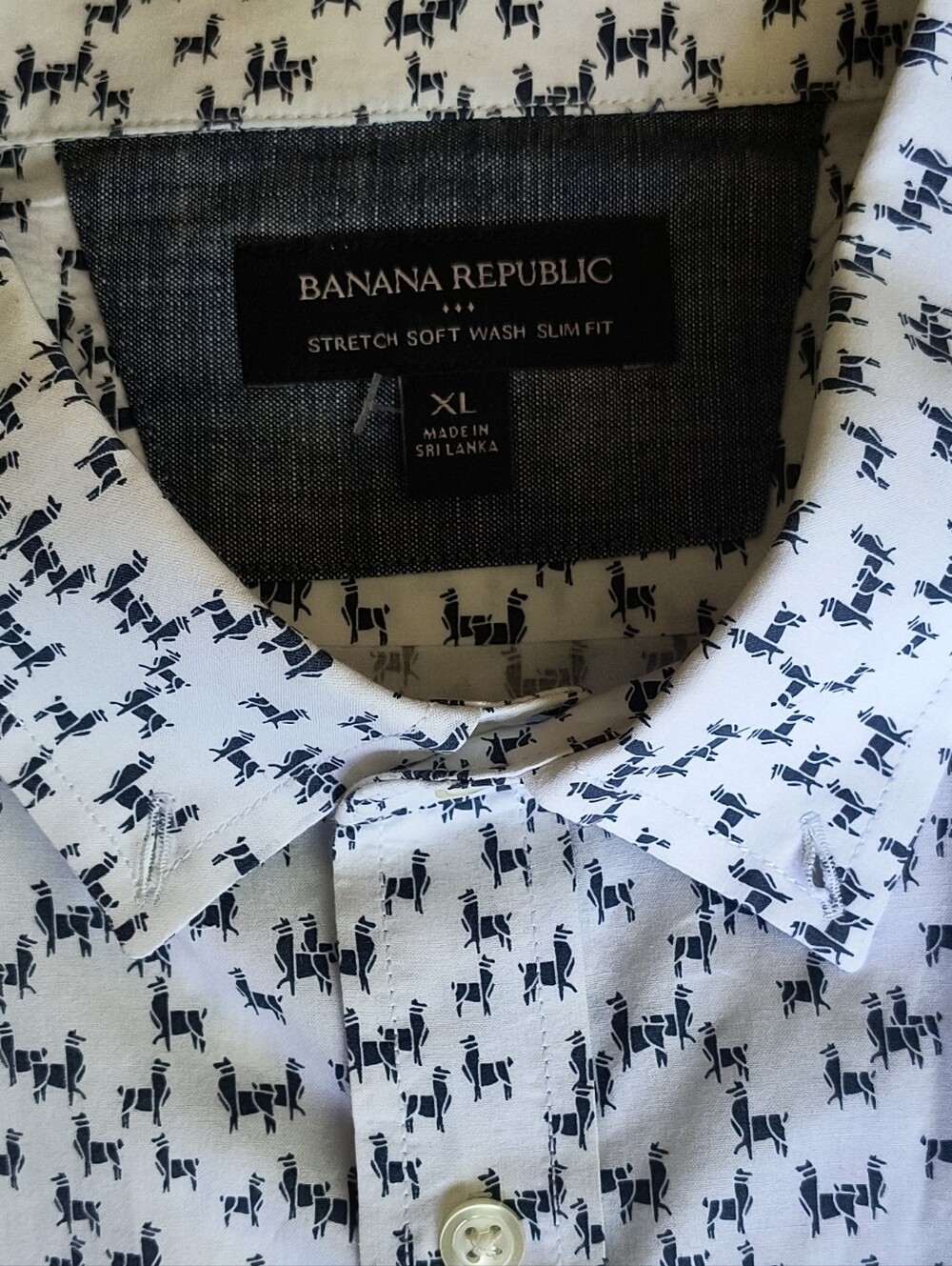 Banana Republic Men's Short Sleeve Button-Up Shirt - White/Blue Micro Print XL